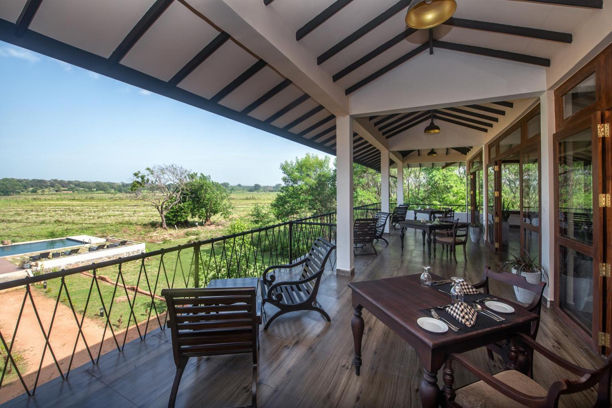 Hotel Ceylon Breeze