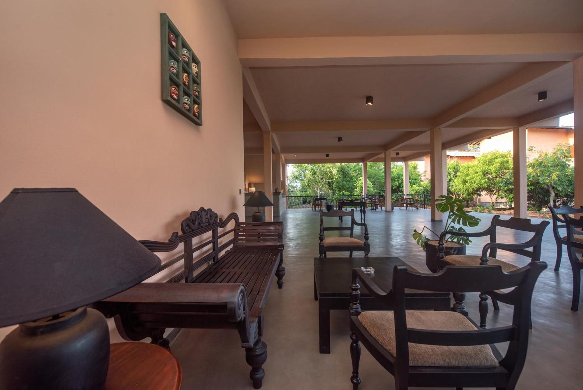 Hotel Ceylon Breeze